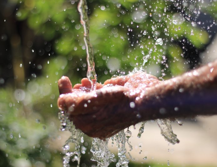 Saneago orienta consumo consciente de água durante período de estiagem em Goiás