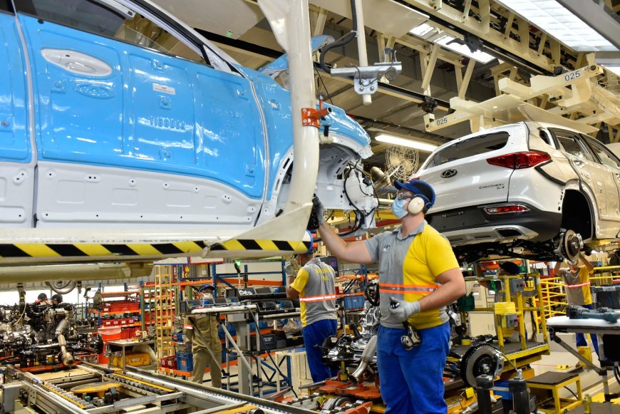 Mercado de trabalho goiano cresce acima da média nacional em 2026